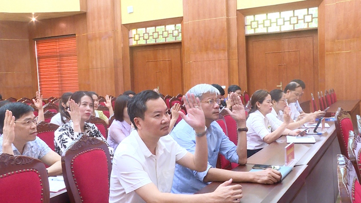 HĐND huyện tổ chức kỳ họp thứ 23 (kỳ họp chuyên đề) khóa XX, nhiệm kỳ 2021 – 2026- Ảnh 4.