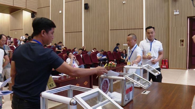 Ứng Hòa: Đấu giá thành công 3 phiên đâu giá đất tại thị trấn Vân Đình và xã Cao Sơn Tiến, dự kiến thu hơn 500 tỷ đồng.- Ảnh 2.