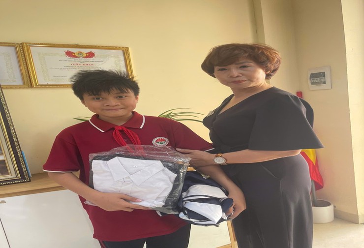 Cô Nguyễn Thị Thúy Quỳnh – Tấm gương người tốt, việc thiện chung sức xây dựng cộng đồng nhân ái- Ảnh 1.