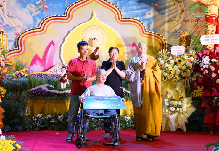Ban trị sự Giáo hội Phật giáo Việt Nam huyện Quốc Oai Kính mừng Đại lễ Phật đản Phật lịch 2569-Dương lịch 2025- Ảnh 11.
