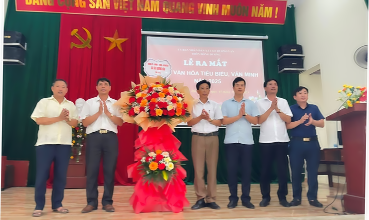Xã Tảo Dương Văn ra mắt Làng văn hoá tiêu biểu - văn minh thôn Đông Dương- Ảnh 1.