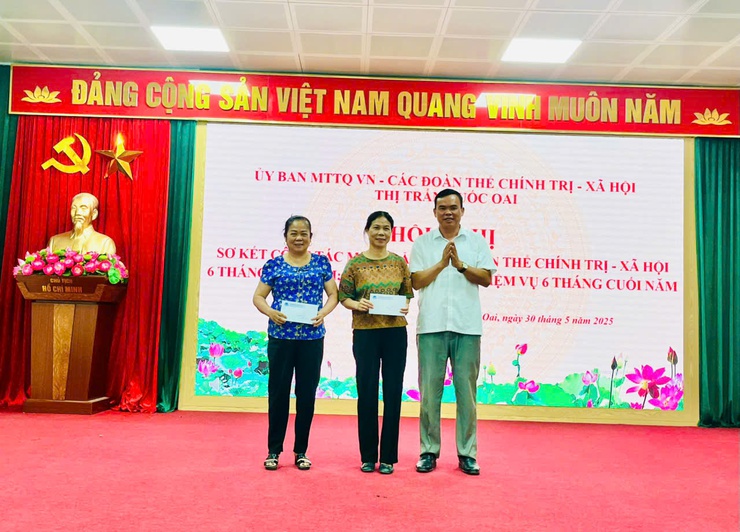 Thị trấn Quốc Oai: Sơ kết công tác mặt trận, các đoàn thể chính trị - xã hội 6 tháng đầu năm, phương hướng nhiệm vụ 6 tháng cuối năm 2025- Ảnh 8.