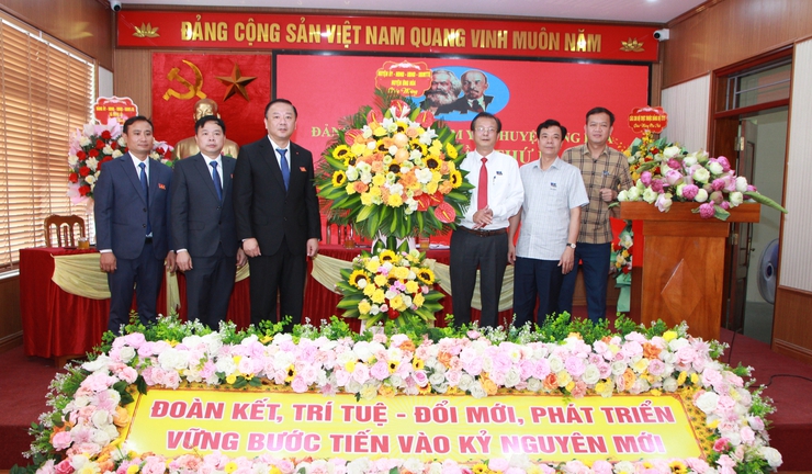 Đảng bộ Trung tâm Y tế huyện Ứng Hòa nhiệm kỳ 2025–2030:Chủ động – Sáng tạo – Vì sức khỏe cộng đồng- Ảnh 4.