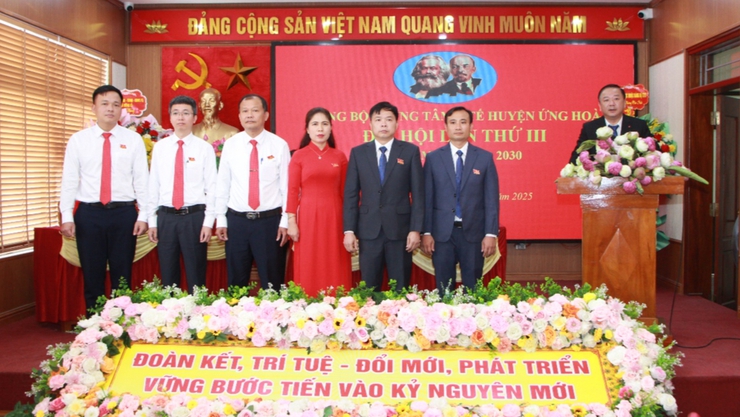 Đảng bộ Trung tâm Y tế huyện Ứng Hòa nhiệm kỳ 2025–2030:Chủ động – Sáng tạo – Vì sức khỏe cộng đồng- Ảnh 9.
