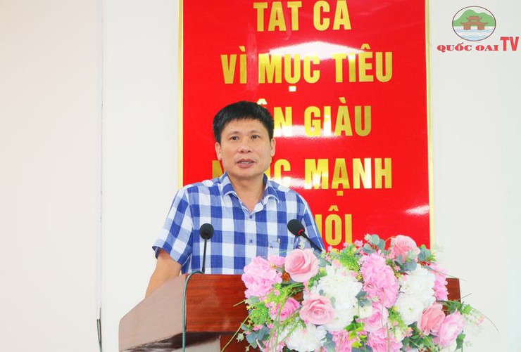 Ủy ban MTTQ Việt Nam huyện Quốc Oai trao kinh phí 1tỷ 610 triệu đồng xây sửa nhà ở và trao tặng sổ tiết kiệm cho cho các hộ cận nghèo, hộ có hoàn cảnh đặc biệt khó khăn trên địa bàn huyện- Ảnh 9.