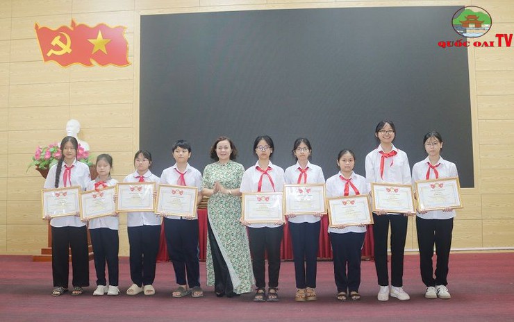 Hội khuyến học xã Đồng Quang khen thưởng cho trên 600 học sinh có thành tích xuất sắc năm học 2024-2025- Ảnh 6.