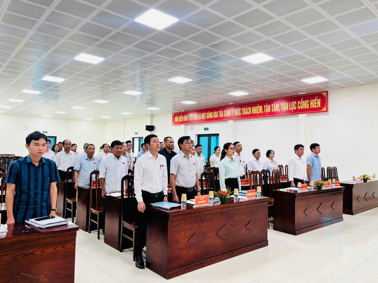 HĐND Thị trấn Quốc Oai tổ chức kỳ họp thứ 17 khóa XXI, nhiệm kỳ 2021-2026- Ảnh 1.