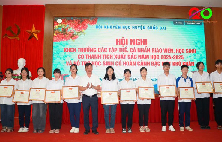 Hội Khuyến học huyện Quốc Oai khen thưởng các tập thể, cá nhân học sinh, giáo viên có thành tích xuất sắc năm học 2024-2025- Ảnh 4.