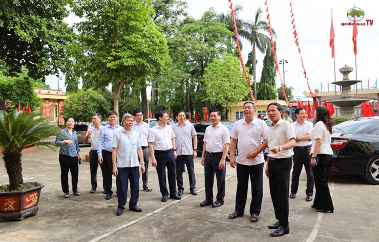 Phó Chủ tịch Thường trực UBND thành phố Hà Nội Lê Hồng Sơn, làm việc với huyện Quốc Oai về sắp xếp đơn vị hành chính cấp xã mới- Ảnh 1.