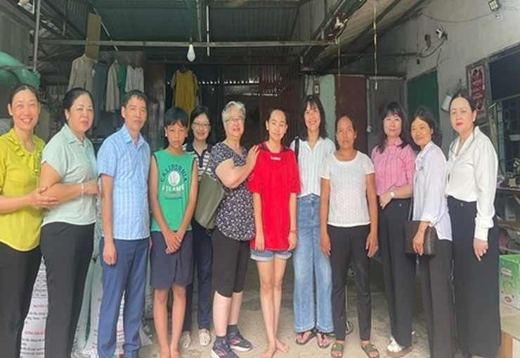 Tổ chức Holt International Children’s Services Inc thăm các gia đình đã nhận hỗ trợ sinh kế tại huyện Ứng Hòa, Hà Nội
- Ảnh 2.