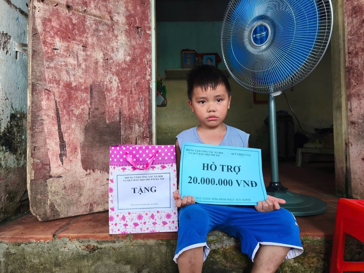 Điểm tựa cho những tuổi thơ mong manh- Ảnh 2.