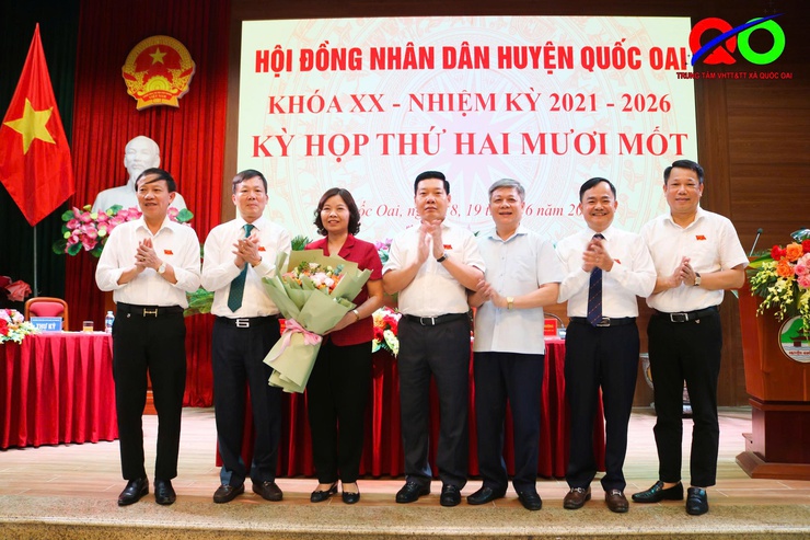 HĐND huyện Quốc Oai khoá XX, nhiệm kỳ 2021-2026 tiếp tục phiên làm việc thứ 2 và Bế mạc kỳ họp thứ 21- Ảnh 4.