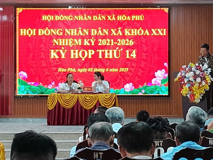 HĐND xã Hòa Phú tổ chức kỳ họp thứ 14 năm 2025- Ảnh 8.