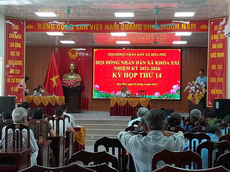 HĐND xã Hòa Phú tổ chức kỳ họp thứ 14 năm 2025- Ảnh 7.