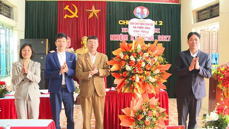 Chi bộ thôn 2, xã Phúc Hoà tổ chức Đại hội Chi bộ nhiệm kỳ 2025 - 2027- Ảnh 3.