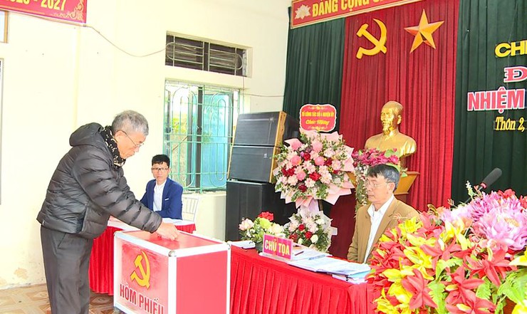 Chi bộ thôn 2, xã Phúc Hoà tổ chức Đại hội Chi bộ nhiệm kỳ 2025 - 2027- Ảnh 8.