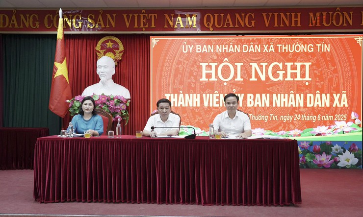 XÃ THƯỜNG TÍN VẬN HÀNH TỔ CHỨC CÁC HỘI NGHỊ: BCH ĐẢNG ỦY, KỲ HỌP HĐND VÀ HỘI NGHỊ LÃNH ĐẠO UBND ĐỂ TRIỂN KHAI CÁC NHIỆM VỤ- Ảnh 2.