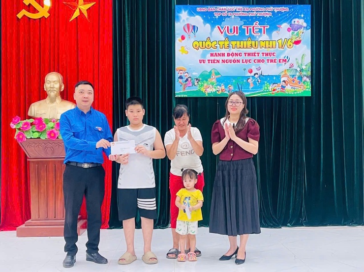 Tháng hành động vì trẻ em - Phường Phú Thượng - Ảnh 3.