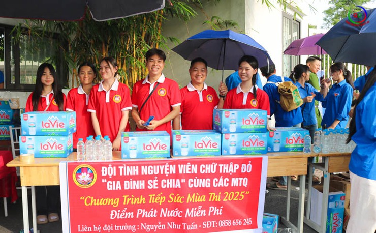 Gần 3.000 thí sinh huyện Quốc Oai bước vào thi tốt nghiệp THPT thuận lợi- Ảnh 15.