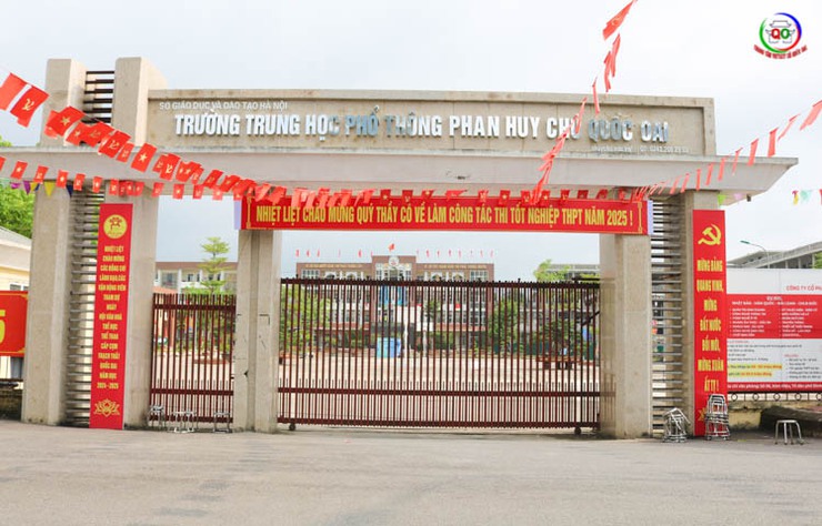 Gần 3.000 thí sinh huyện Quốc Oai bước vào thi tốt nghiệp THPT thuận lợi- Ảnh 3.