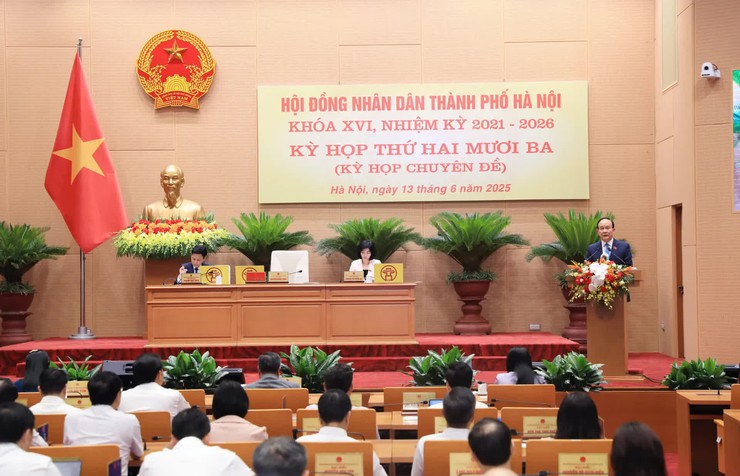 Hà Nội xem xét loạt nghị quyết lớn phục vụ vận hành mô hình chính quyền địa phương hai cấp- Ảnh 1.