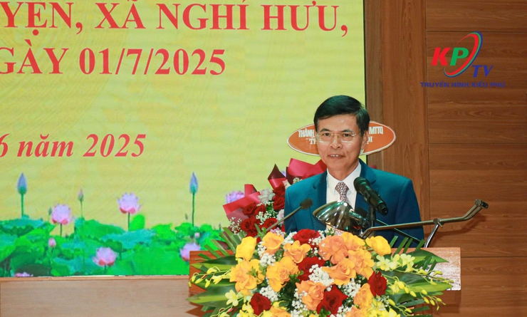 Huyện Quốc Oai tổ chức hội nghị gặp mặt, chia tay các đồng chí lãnh đạo nghỉ công tác theo chế độ- Ảnh 7.