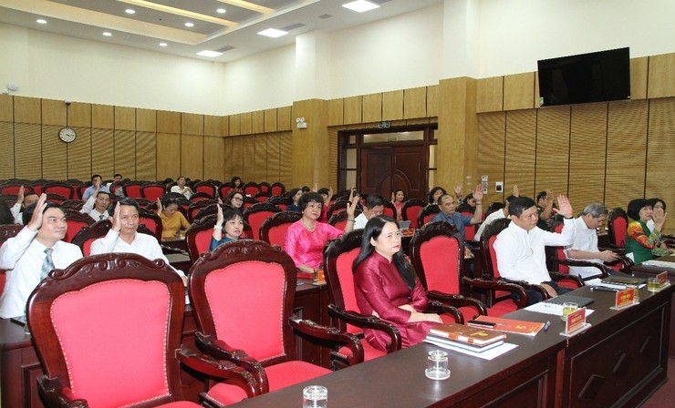 HĐND quận Ba Đình tổ chức kỳ họp thứ 20 - kỳ họp thường lệ giữa năm 2025- Ảnh 1.