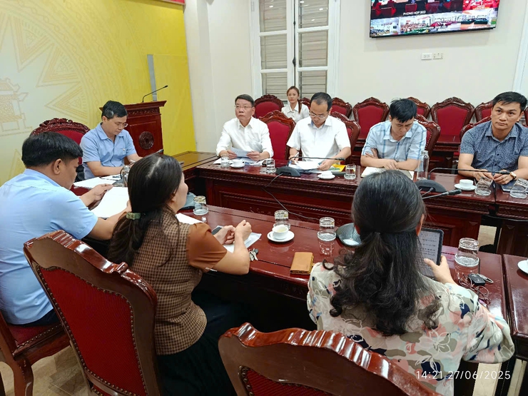Thành phố Hà Nội sơ kết, rút kinh nghiệm giai đoạn vận hành thử nghiệm mô hình chính quyền địa phương hai cấp - điểm cầu xã Thạch Thất- Ảnh 1.