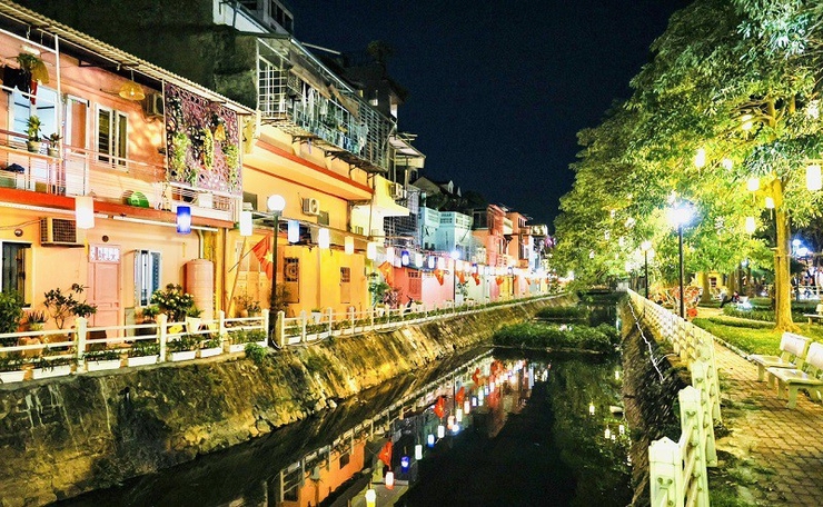 Hội An thu nhỏ ở hồ Trúc Bạch- Ảnh 1.