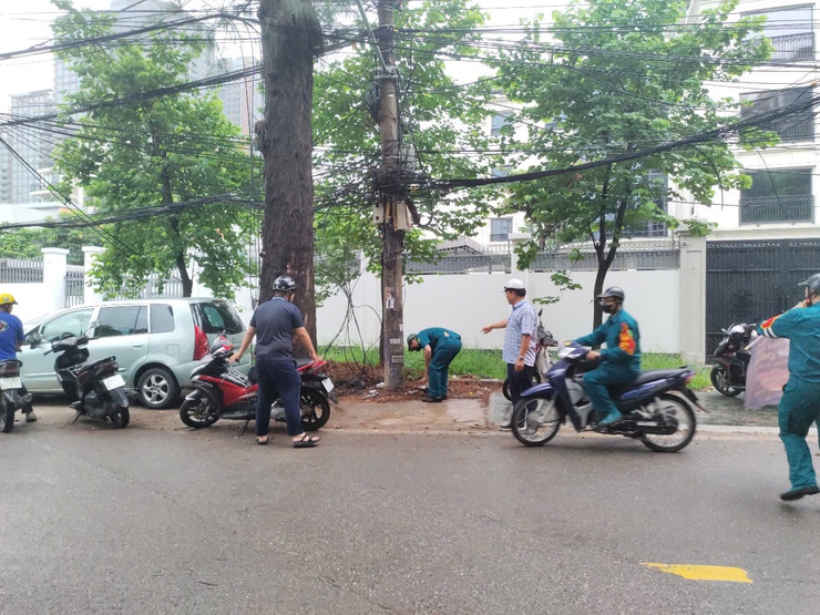 Phường Tây Hồ (mới) chủ động ra quân tổng vệ sinh môi trường: sẵn sàng cho giai đoạn mới- Ảnh 5.