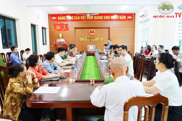 Người dân Thị trấn Quốc Oai phấn khởi bốc thăm vị trí đất dịch vụ, đất ở- Ảnh 1.