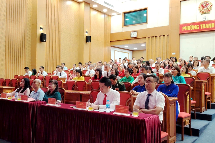 Chùm ảnh: Lễ công bố Nghị quyết của Ủy ban Thường vụ Quốc hội và các quyết định của Thành phố về việc triển khai tổ chức đơn vị hành chính cấp xã- Ảnh 2.