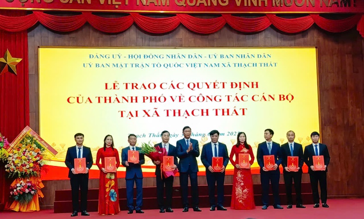 Lễ công bố Nghị Quyết sáp nhập các đơn vị hành chính cấp xã và quyết định thành lập Đảng bộ, chỉ định nhân sự cấp ủy, lãnh đạo HĐND, UBND, UB MTTQ cấp xã - tại điểm cầu xã Thạch Thất- Ảnh 20.