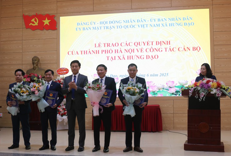 Công bố Quyết định về thành lập xã Hưng Đạo và tổ chức bộ máy nhân sự xã Hưng Đạo- Ảnh 4.