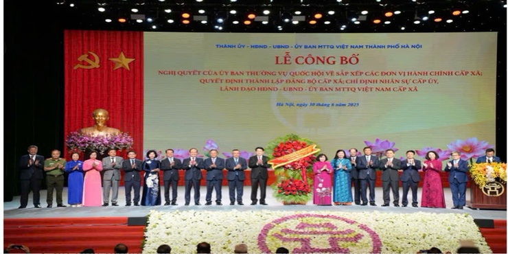 Xã Ngọc Hồi mới dự trực tuyến Lễ Công bố sắp xếp đơn vị hành chính tại Hà Nội- Ảnh 1.