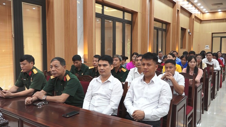 Hà Nội công bố bộ máy chính quyền cấp xã, phường sau sắp xếp hành chính- Ảnh 13.