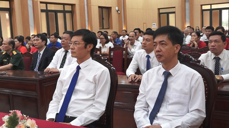 Hà Nội công bố bộ máy chính quyền cấp xã, phường sau sắp xếp hành chính- Ảnh 7.