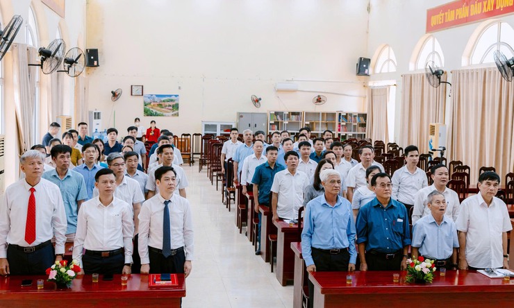 Chủ tịch nước Lương Cường dự lễ công bố sắp xếp đơn vị hành chính tại Hà Nội- Ảnh 3.