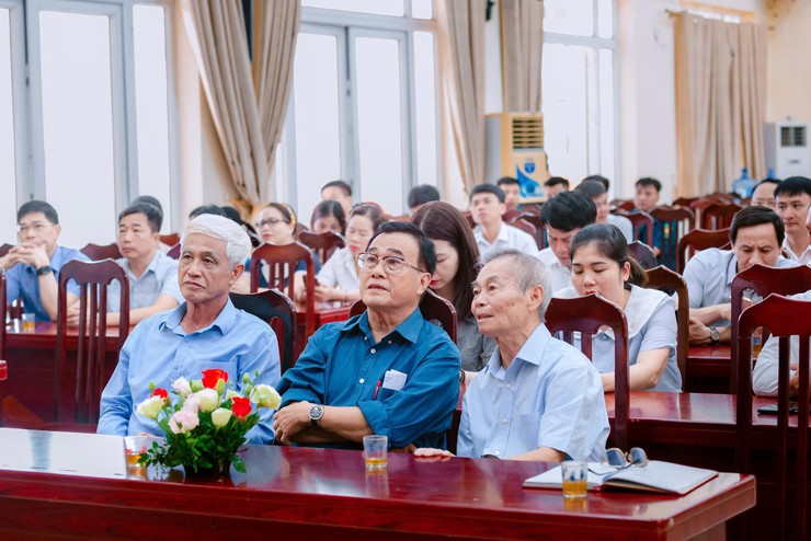 Chủ tịch nước Lương Cường dự lễ công bố sắp xếp đơn vị hành chính tại Hà Nội- Ảnh 7.