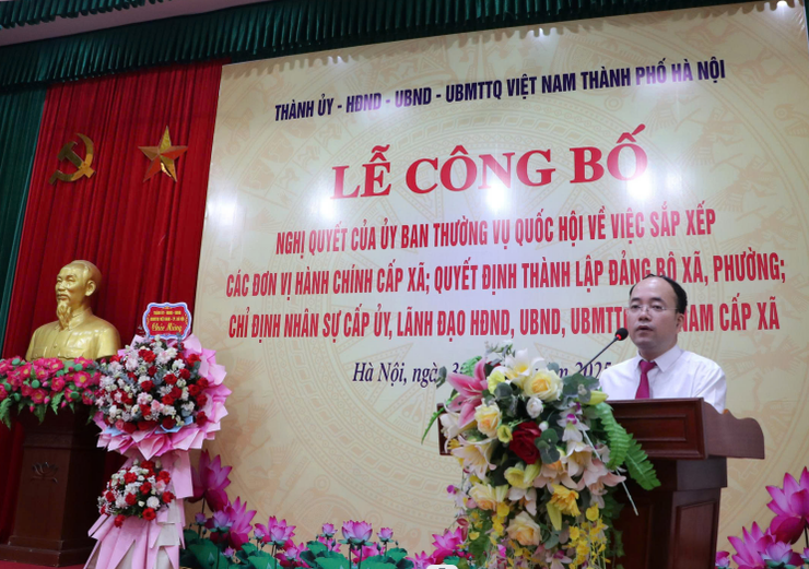 Chủ tịch nước Lương Cường dự lễ công bố sắp xếp đơn vị hành chính tại Hà Nội- Ảnh 2.