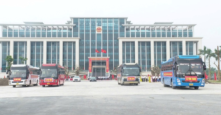 Lễ xuất quân về 5 xã mới đối với cán bộ, công chức, viên chức, người lao động cơ quan Huyện ủy, HĐND, UBND Huyện.- Ảnh 7.