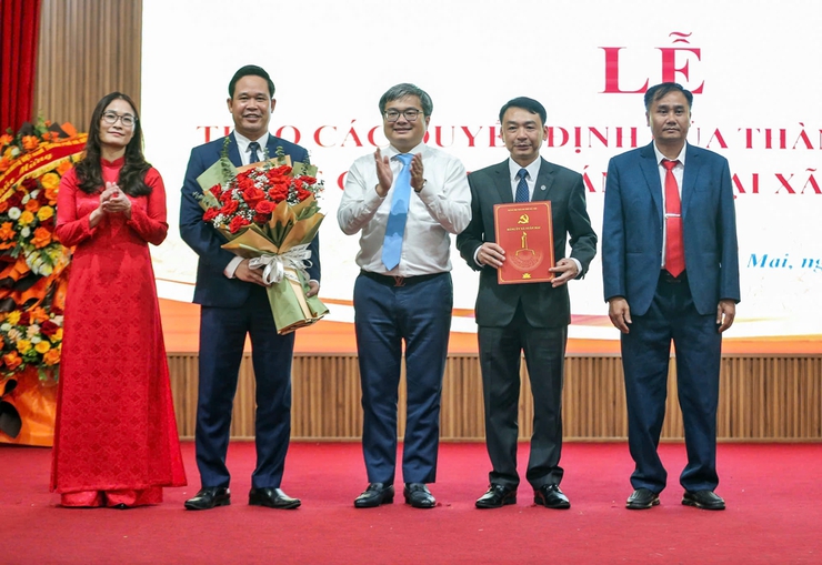 Xuân Mai tổ chức Hội nghị công bố các quyết định của Thành phố về công tác nhân sự- Ảnh 3.