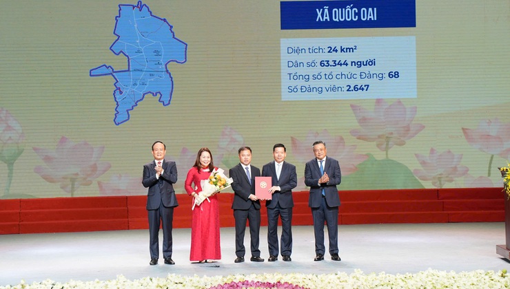 Thành Phố Hà Nội công bố 126 đơn vị hành chính xã, phường mới cùng đội ngũ cán bộ chủ chốt- Ảnh 4.