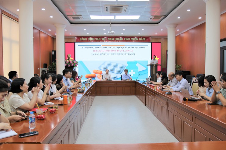 Tăng cường hợp tác trong triển khai hoạt động dược lâm sàng- Ảnh 1.