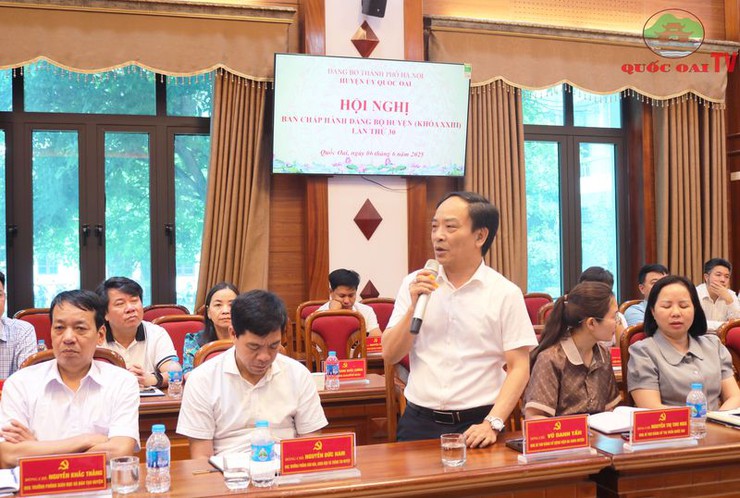 Hội nghị lần thứ 30 Ban Chấp hành Đảng bộ huyện Quốc Oai: Quyết liệt thực hiện các nhiệm vụ phát triển KT-XH 6 tháng đầu năm 2025- Ảnh 10.