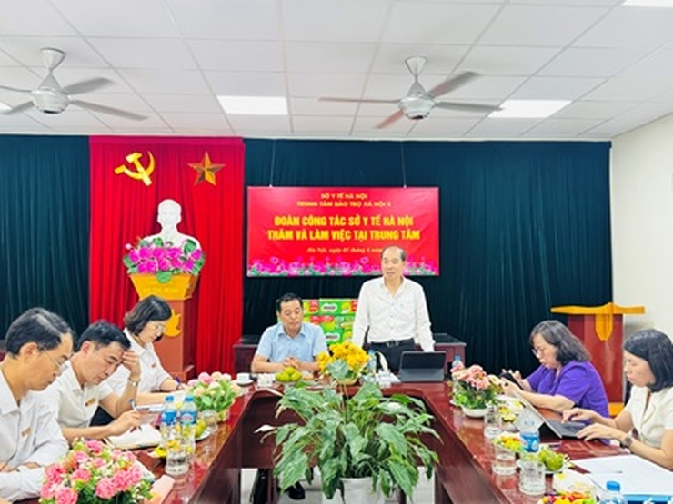 Lãnh đạo Sở Y tế Hà Nội thăm và làm việc tại Trung tâm Bảo trợ xã hội 3- Ảnh 2.