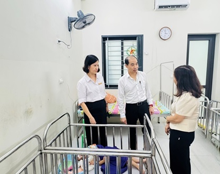 Lãnh đạo Sở Y tế Hà Nội thăm và làm việc tại Trung tâm Bảo trợ xã hội 3- Ảnh 3.