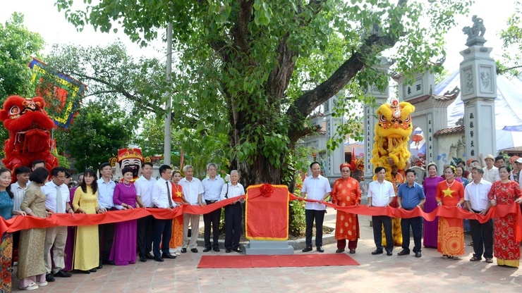 Lễ công bố Quyết định Cây di sản Việt Nam và Bằng công nhận Cây Mít, Cây Đa, Cây Bồ đề tại di tích lịch sử Quốc gia Đình, Đền Đông Thiên phường Vĩnh Hưng - Ảnh 1.