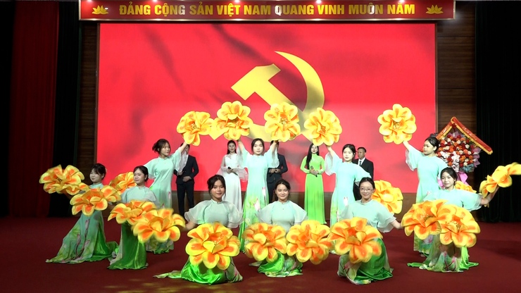KỲ HỌP HĐND XÃ MỸ ĐỨC KHÓA I, NHIỆM KỲ 2021-2026- Ảnh 1.