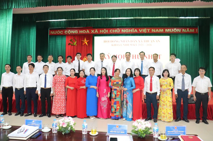 Kỳ họp thứ Nhất- HĐND xã Thuận An khóa I, nhiệm kỳ 2021–2026 thành công tốt đẹp- Ảnh 11.